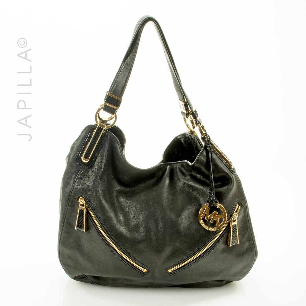 MICHAEL KORS LARGE BLACK SMOOTH LEATHER ZIPPER SATCHEL